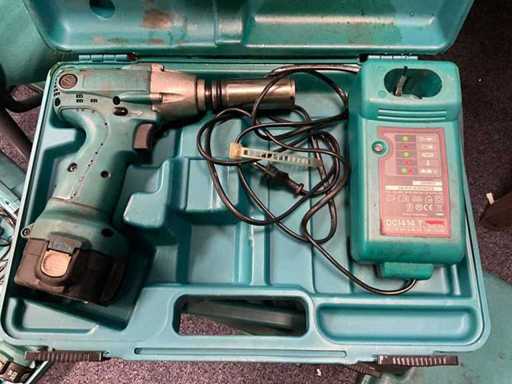 MAKITA 6918 FD Cordless impact wrench