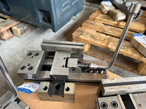   Machinebankschroef