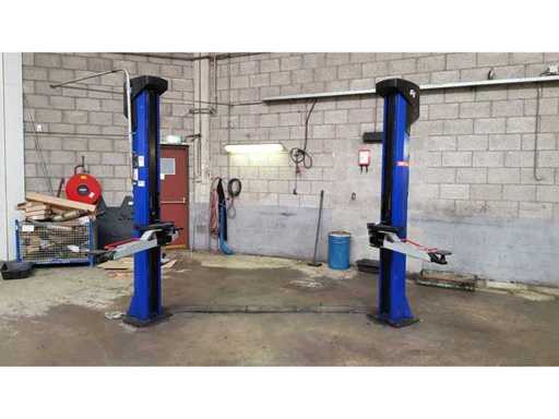 2005 FOG 4449230 C Lift