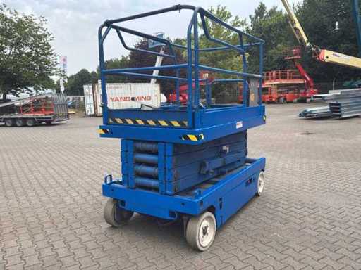 2008 Piattaforma Aerea Verticale X 32 N