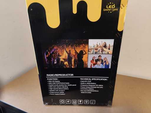 set bestaat uit 5 X stuks  