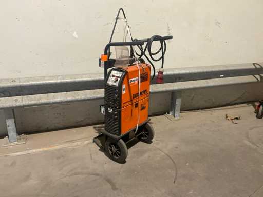 Kemppi MasterTig MLS 4000 / MasterCool 10 Welding Machine