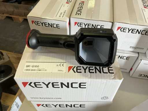 KEYENCE SR-G100 handscanner (10x)