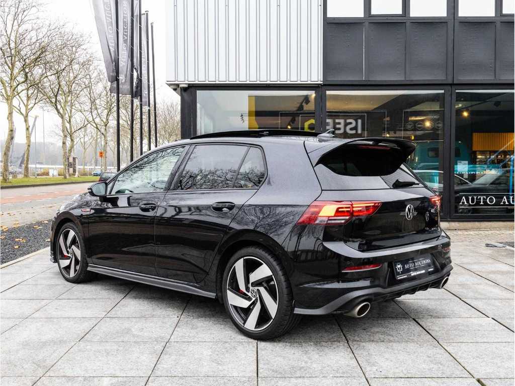 Volkswagen Golf GTI Clubsport 2.0 l 221 kW (301 PS) *LEDPlus