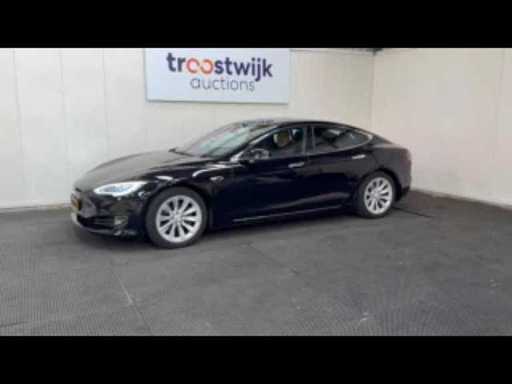 42ef52b4-ae0a-48c3-8276-47af92f3237c.mp4