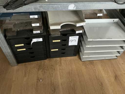 Storage trays