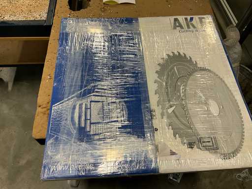 2x saw blade AKE