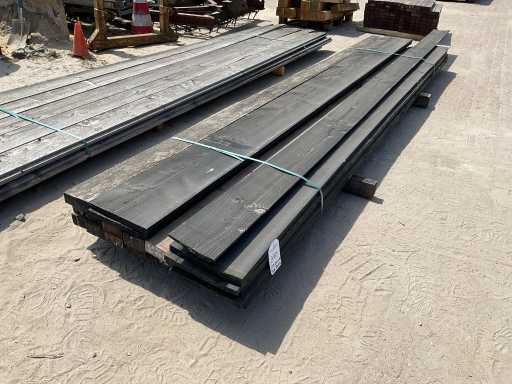 Hardhout balken en planken