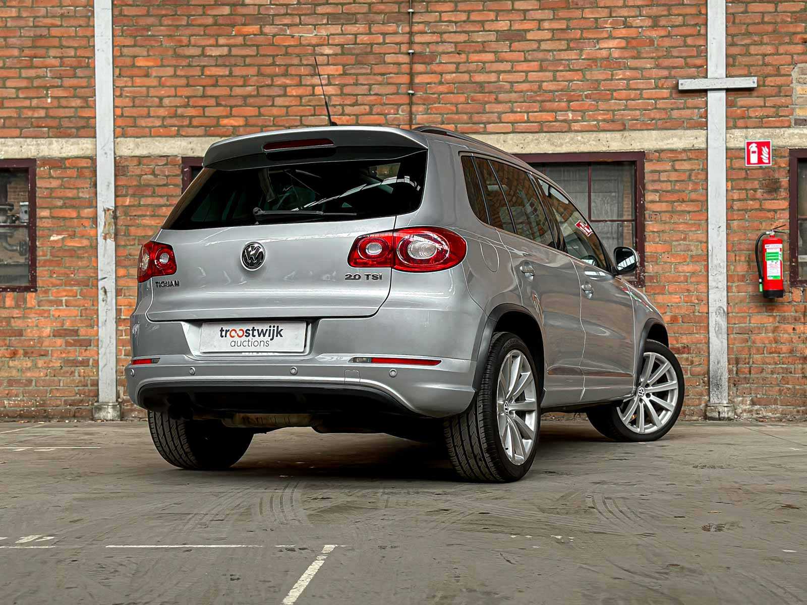 Volkswagen Tiguan 2.0 TSI Sport&Style 4Matic R-Line 170hp 2010, 21-KJR-3 Youngtimer