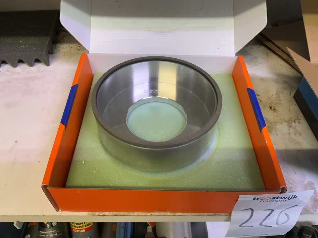 Harlequin CBN Diamond Grinding Wheel