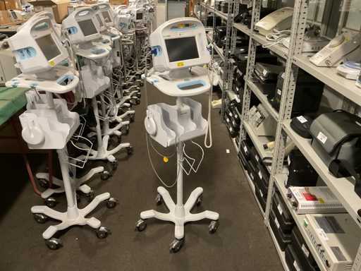 WelchAllyn Vital Signs 6000 series Patient Monitor
