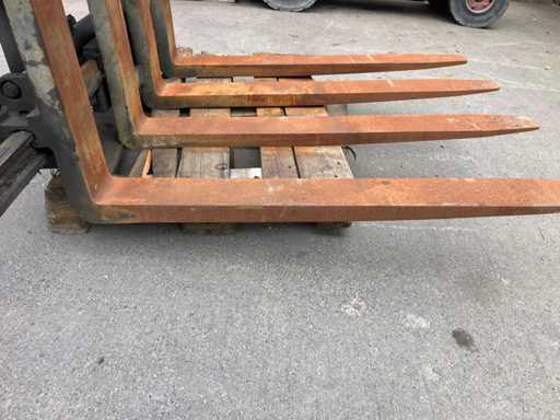 Bolzoni Auramo KS35FKB 4-Vorkensysteem