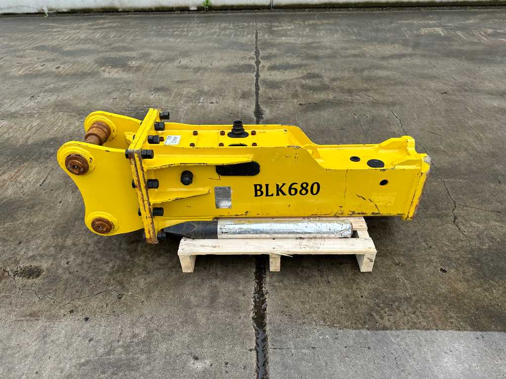 Bilaike - BLK 680 - Hammer - 2023