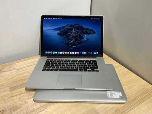 Apple MacBook Pro A1398 Laptop (2x)