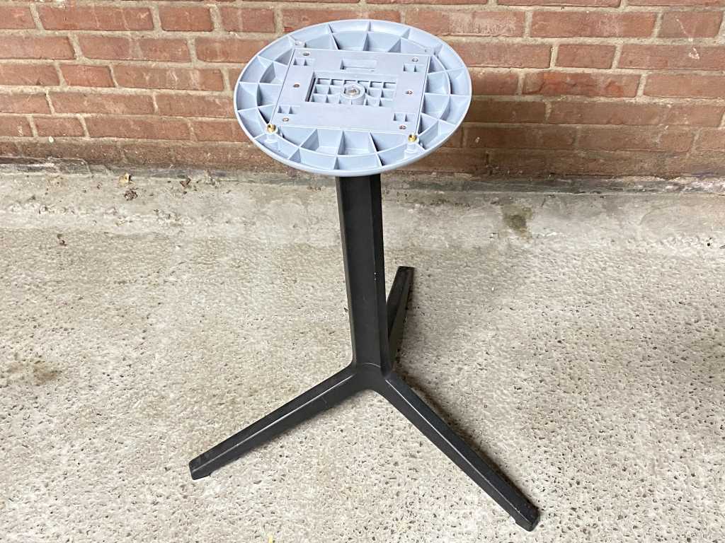 Satellit - Tischgestell