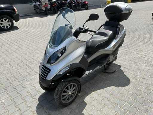 2008 Piaggio MP3 LT 250 ie Motorcycle