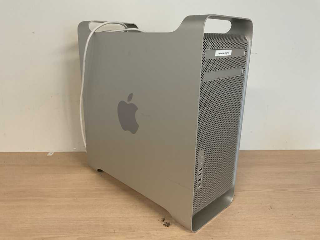 Apple Mac Pro Schreibtisch