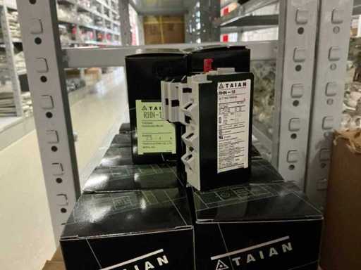 Releu de suprasarcină termică batch Taian RHN-18A (72x)