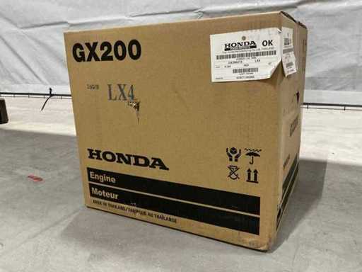 Silnik Honda GX200