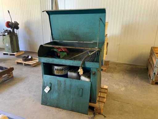 Parts sink