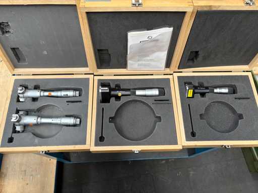BOWERS Post Three-point internal micrometer