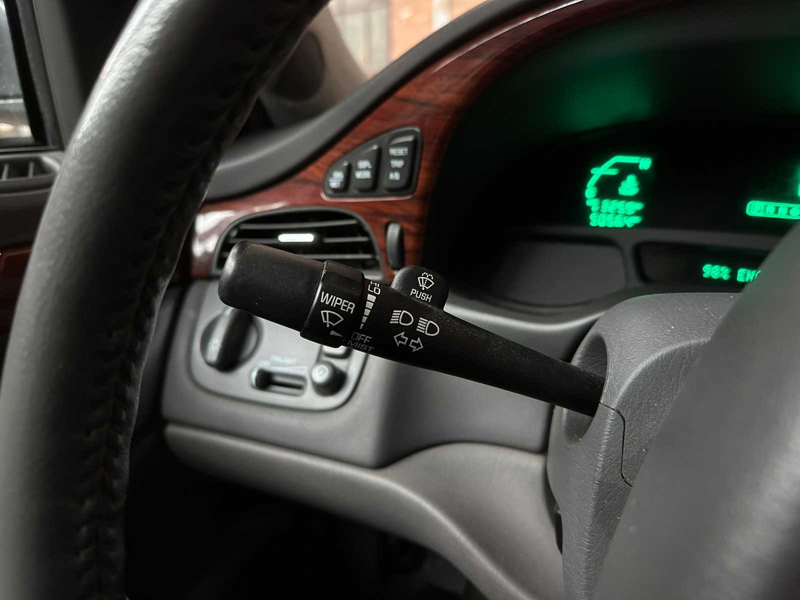 Cadillac DeVille Miller Meteor Hearse 4.6 V8 279hp 2005 Hearse