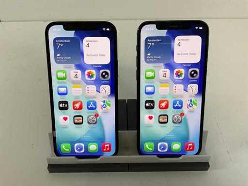 Apple iPhone 12 - 64GB - (2x)
