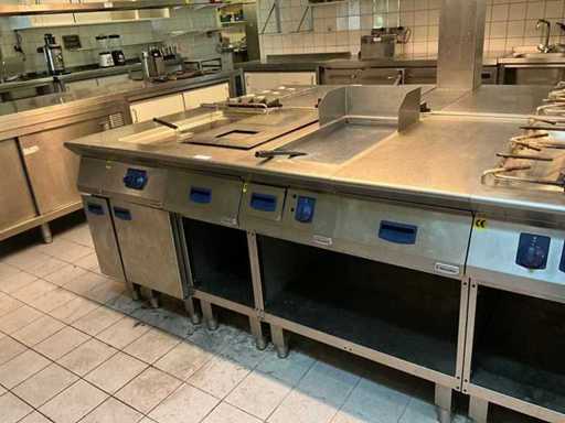 Electrolux Gasfriteuse en elektrische bakplaat