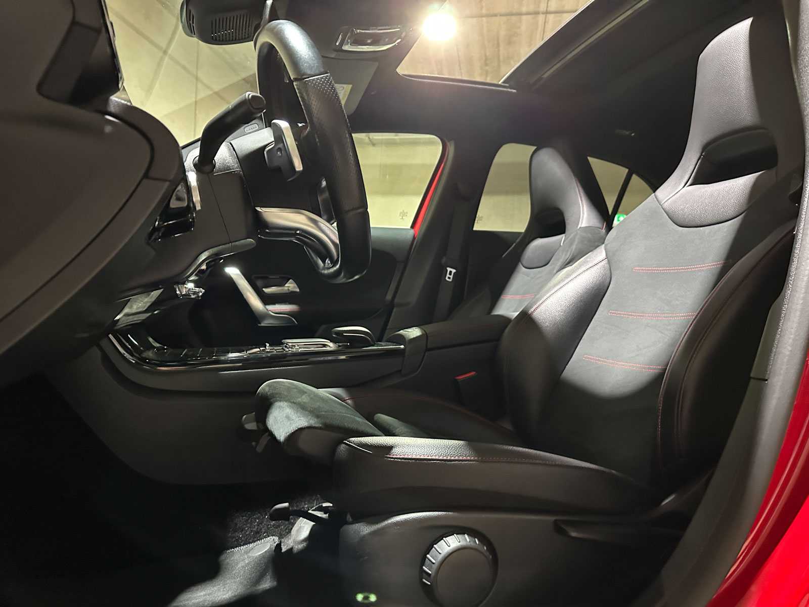 Mercedes-Benz A180 d Business Solution AMG 116pk 2018 (Origineel-NL) A-klasse, SR-559-F