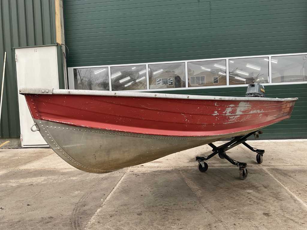 SPRINGBOK ALUMINUM 16 FT. BOAT