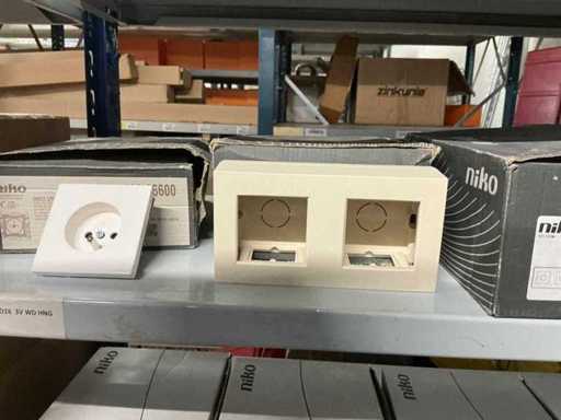 Niko Diverse in- en opbouwdozen