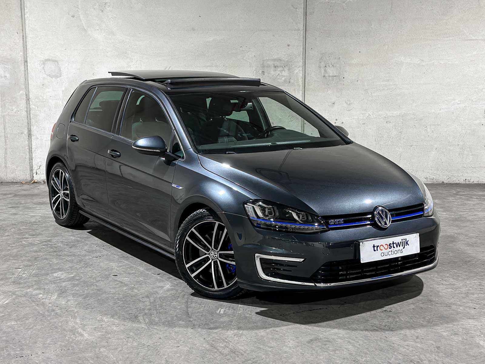 Volkswagen Golf GTE 1.4 TSI 204pk 2015 (Origineel-NL), 1-ZNB-51