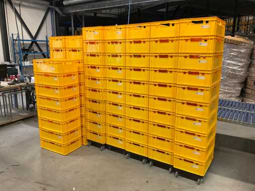 Stacking crates (78x)