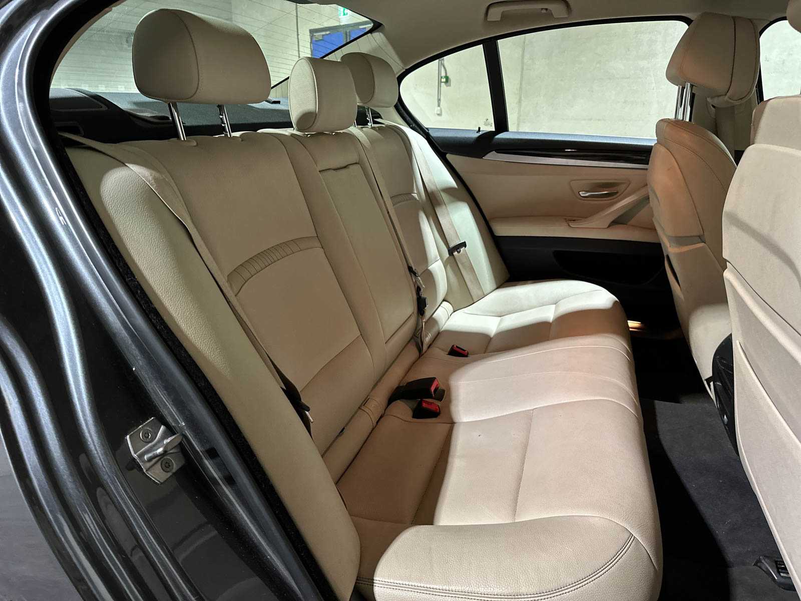 BMW 520i Luxury Edition 5-serie 181pk 2017 (Origineel-NL), NP-432-L