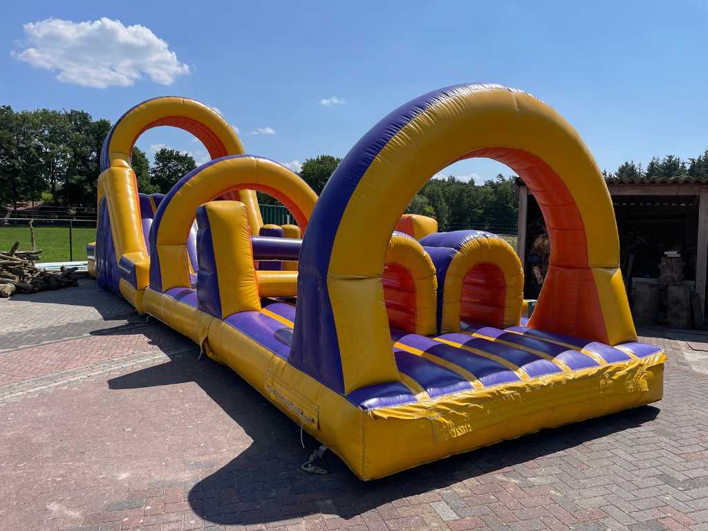 Survival course 16mtr bouncy castle