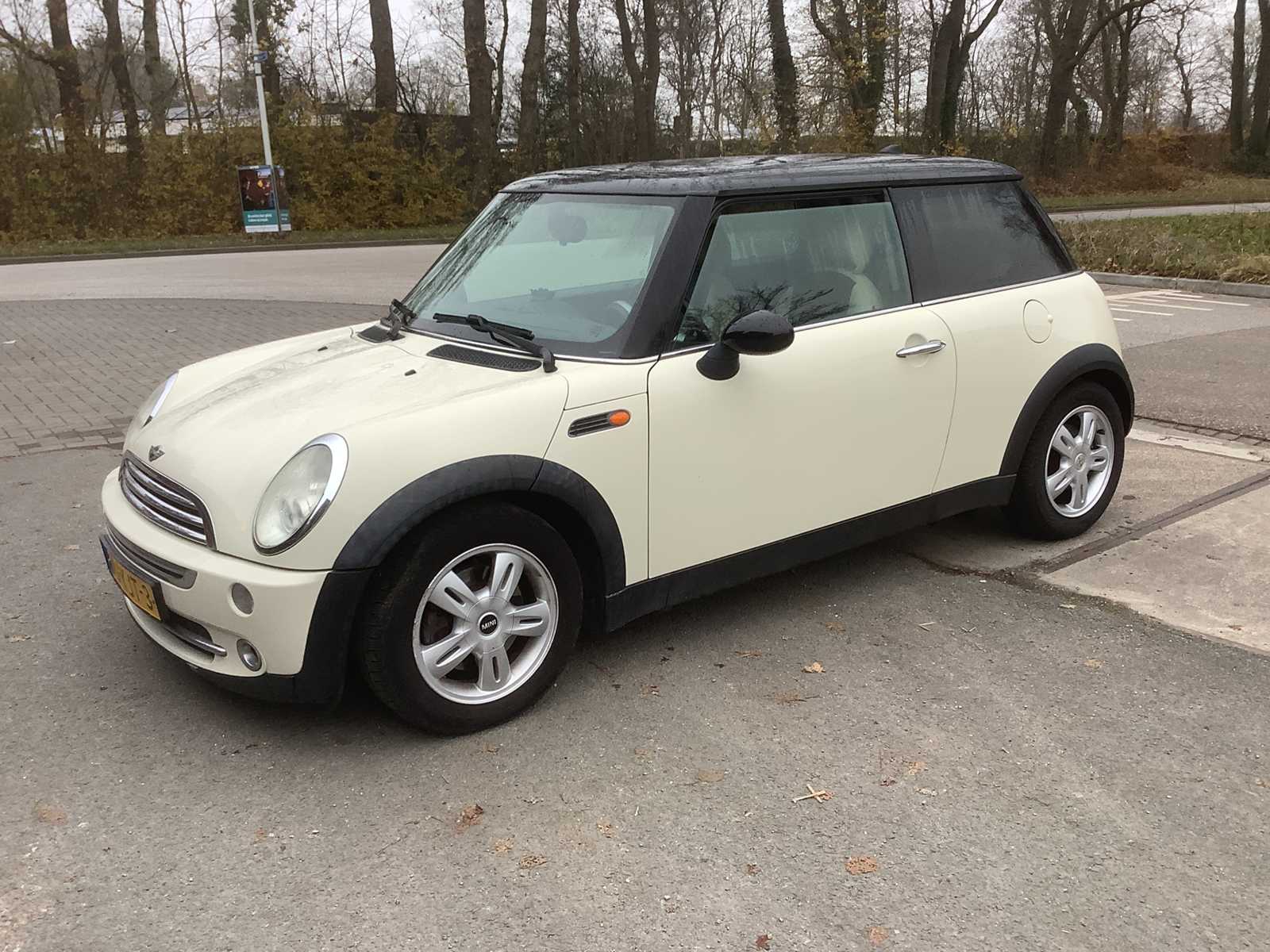 2006 Mini 1.6 Cooper – Car