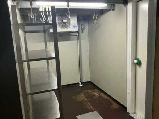 Frigorifero a piedi accesso