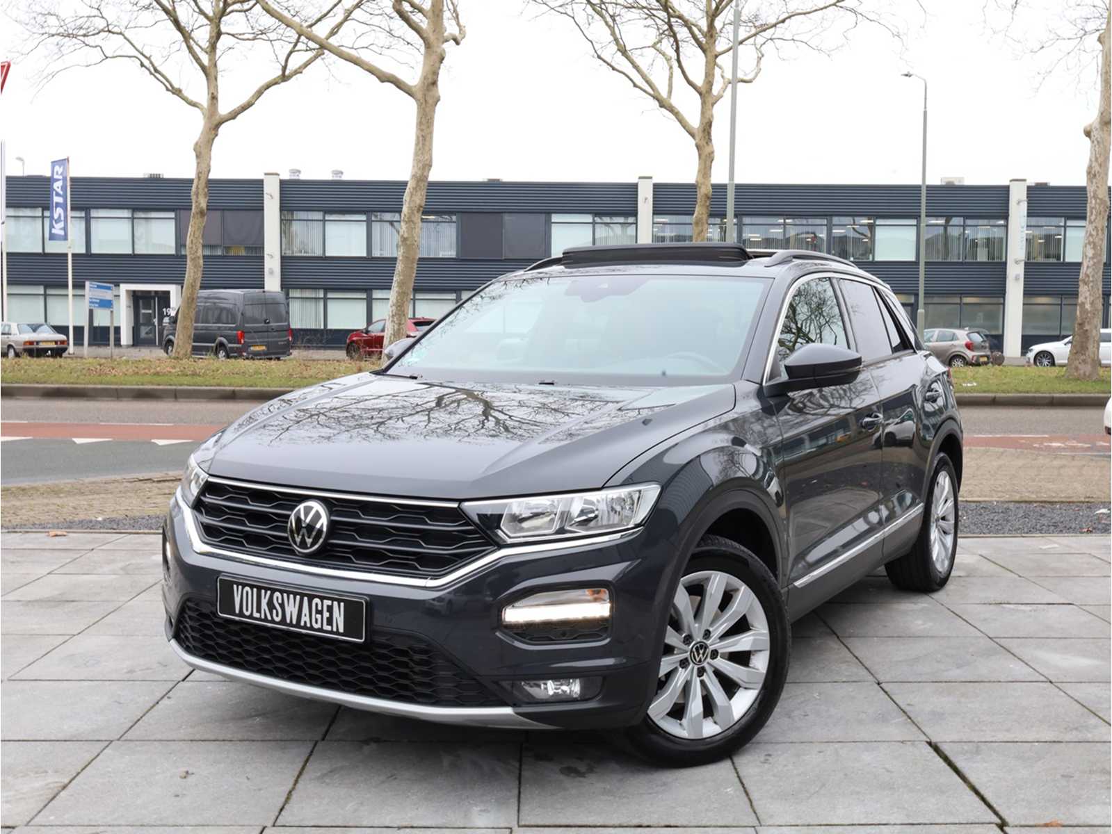 Volkswagen T-Roc Sport 2.0 TSI 4Motion 190HP Automatic 2021