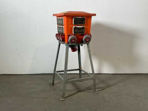 2013 Jäger Direkt Quatro 125A RA Distribution Box 125A (16-6/, 32-4/400V, 63-2/400V)