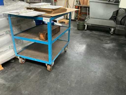 3-Etagen-Transportwagen