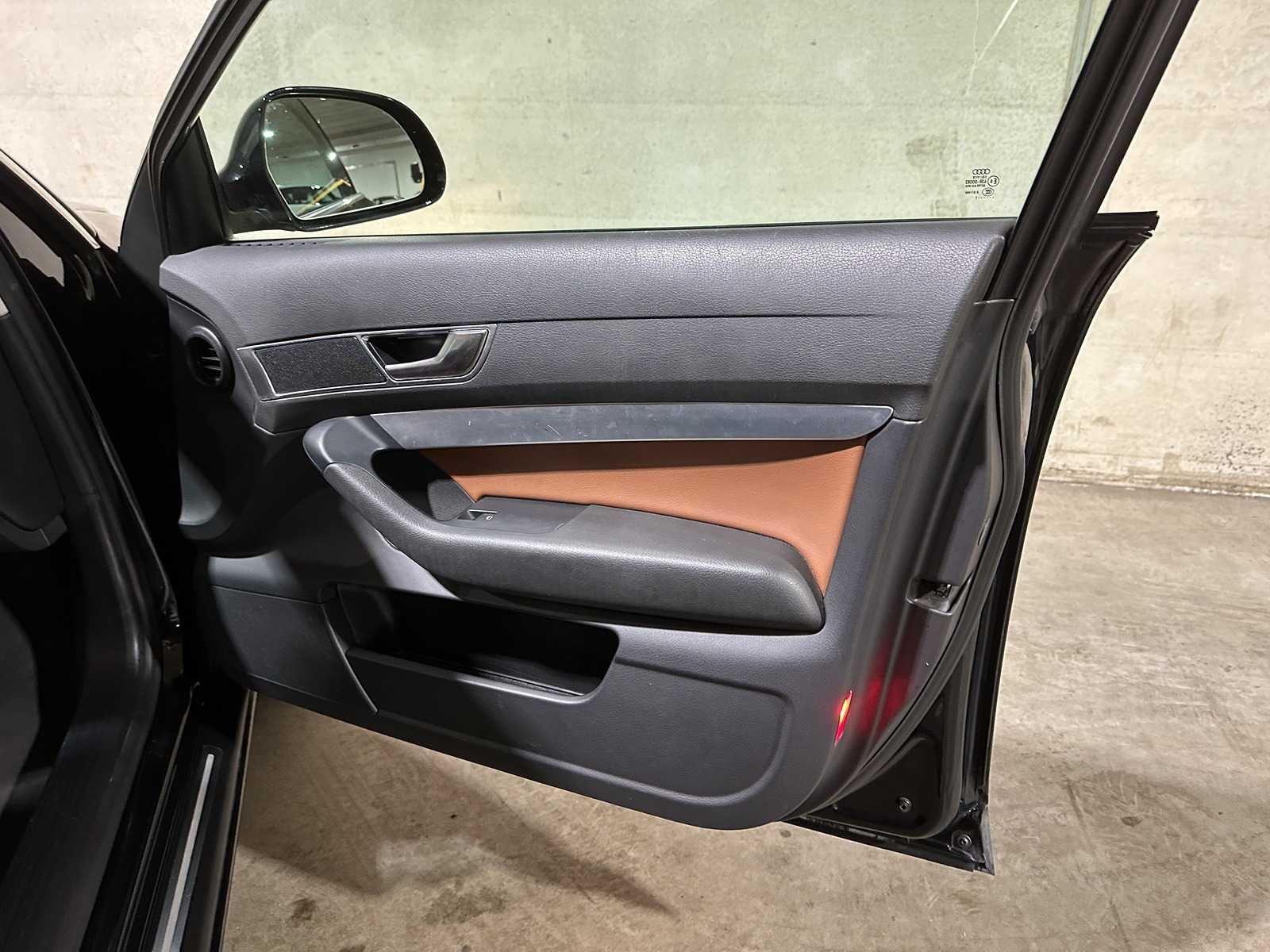 Audi A6 Avant 2.8 FSI Advance 190pk 2011 (Origineel-NL), 81-PPB-2