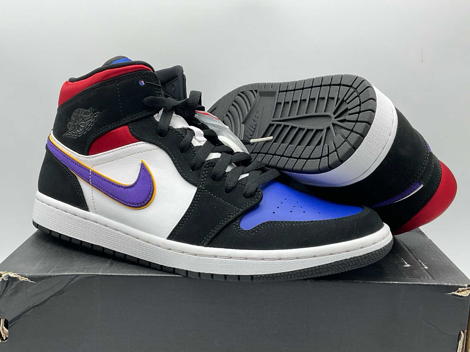 Jordan lakers outlet top 3