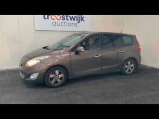 e5de2648-8719-4cc4-94eb-2046fb621f24.mp4