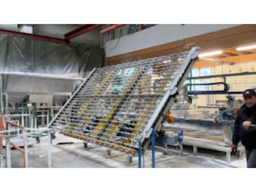 61202ae9-8dfb-49c7-9c22-28b77fe8aeb0.mp4