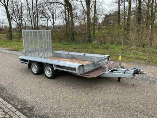 Vlemmix machine transporter 2700kg.