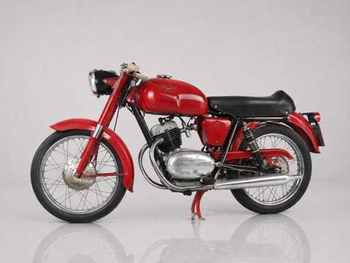 1963 : Moto Guzzi Zigolo 110 2 temps | Moto classique italienne
