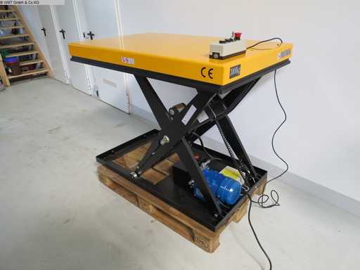 UWM UWM 3000 Lift Table
