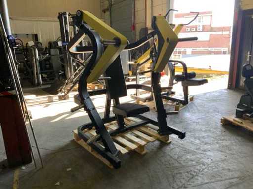 Technogym Pure chestpress Krachtstation