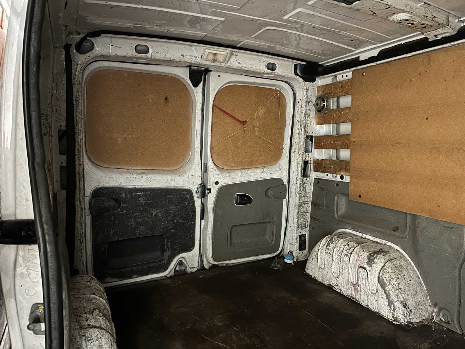 Renault Trafic 2.0 dCi T27 L1H1 Eco Black Edition 89pk 2014 (Origineel-NL), VJ-606-F