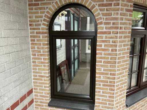 Kunststof draai/kiepraam